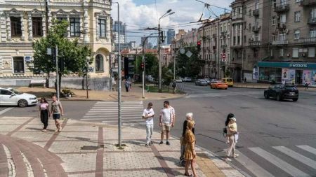 Українці проти миру в обмін на території