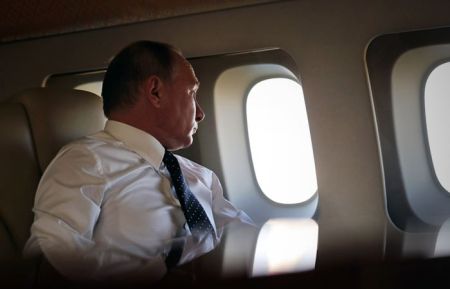 Літак президента Росії приземлився на Алясці