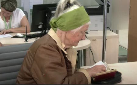 Гарантовані 6000 грн пенсії: хто отримає у 2025 році