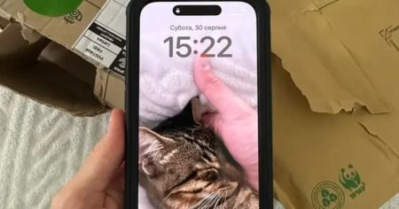 Загублений iPhone українки пролежав два місяці в океані і повернувся до власниці