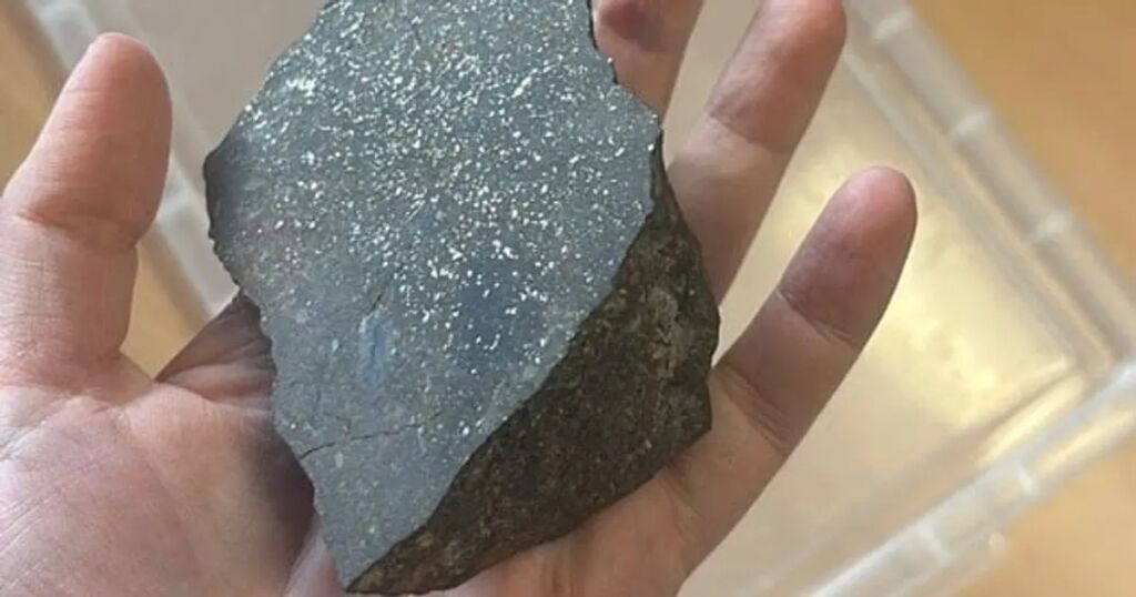 У Шотландії впав метеорит: люди масово шукають уламки (фото)