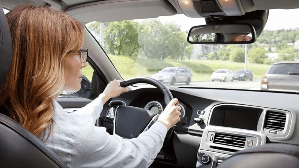 Яка максимально дозволена швидкість руху у Франції, Німеччині та Польщі