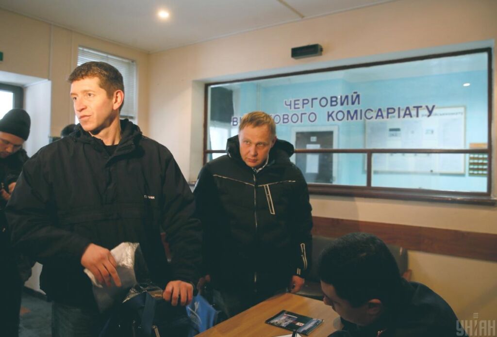 Ходити до ТЦК більше не треба: уряд змінив правила військового обліку