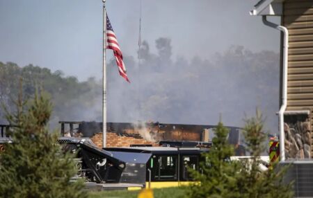 Масова стрілянина та підпал церкви у США: п’ятеро жертв