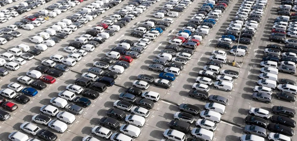 Українці почали частіше купувати “авто секонд-хенд” за кордоном