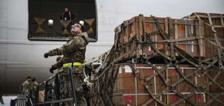 У Конгресі США схвалили оборонні витрати на 2026 рік: передбачено $400 млн для України