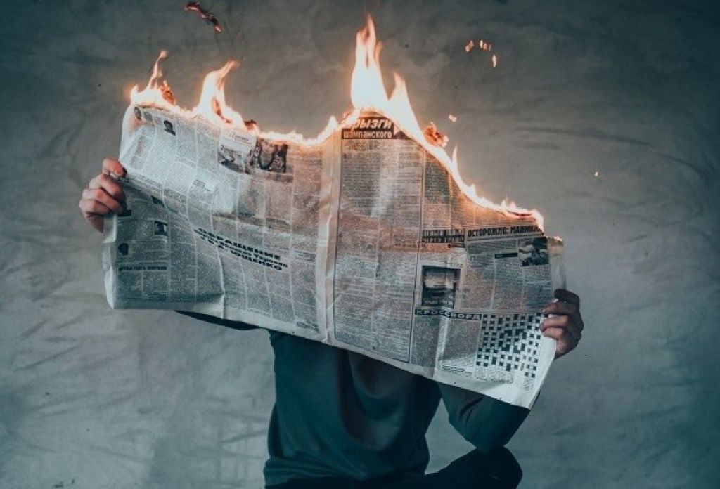 Світ втомився: все більше людей не хочуть читати погані новини