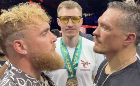 Усик назвав свого майбутнього суперника: хто ним став