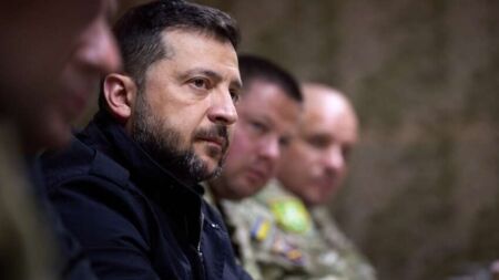 Соціологи показали, скільки українців довіряють Зеленському у вересні