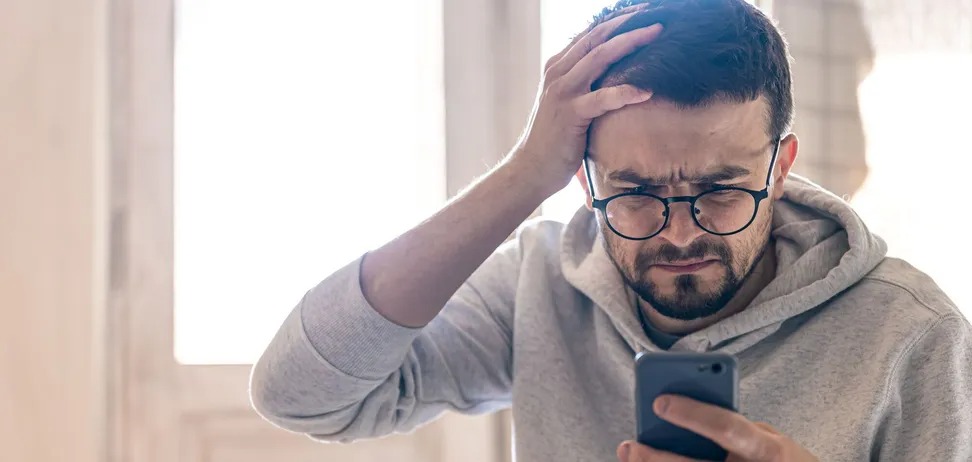 Шахраї масово атакують українців під виглядом “Нової пошти”: як вберегтися від аферистів