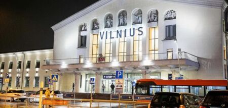 У Вільнюсі зупиняли роботу аеропорту через невідомі повітряні кулі