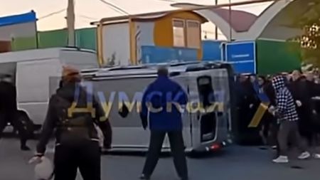 В Одесі стався конфлікт з ТЦК: люди перевернули бус (ВІДЕО)