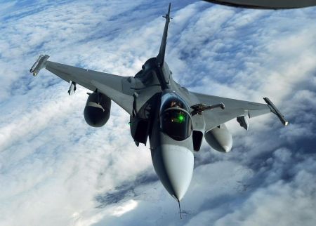 Економний винищувач: скільки насправді коштує година польоту Gripen