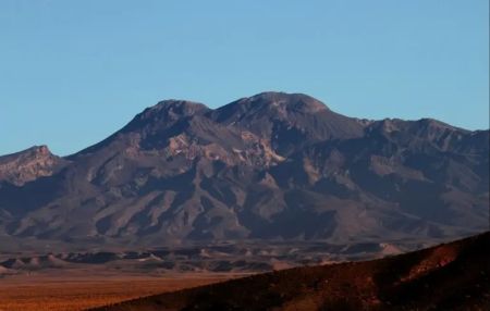 Через 700 тисяч років: вулкан в Ірані прокидається