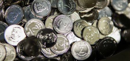 Українцям розповіли, що зроблять із монетами 1 і 2 грн: що готують в НБУ