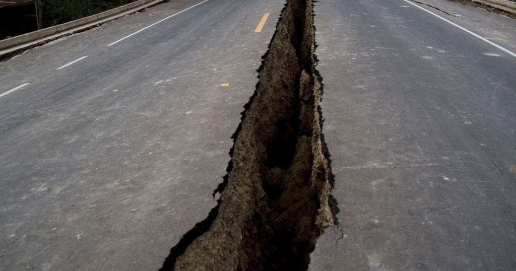 Два гігантські розломи планети можуть “прокидатися” разом: вчені попередили про небезпеку