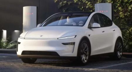 Tesla відкликає майже 13 000 електромобілів через дефект контактного елемента батареї