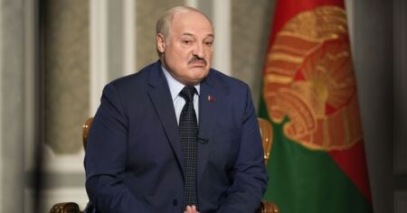 Лукашенко вийняв “Орешнік” із коробки: тепер у Мінську є свій LEGO-арсенал