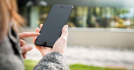 Скільки працюватиме мобільний зв’язок за відсутності світла: експерт пояснив нюанси