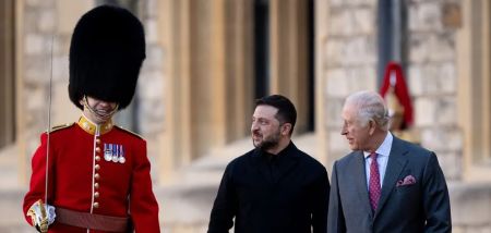 “Абсолютно епічно”: мережу розсмішило те, що сталось із Зеленським під час зустрічі з майором королівської варти