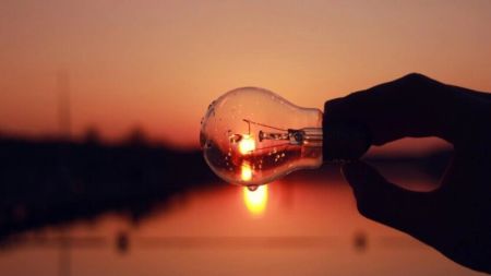 Українці можуть заощадити на світлі: як скоротити платіжки майже на 1500 гривень