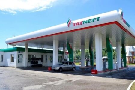 Путінський режим розбавлятиме бензин, щоб задовольнити потреби росіян