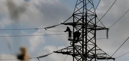 Екстрені відключення світла запровадили у двох областях України