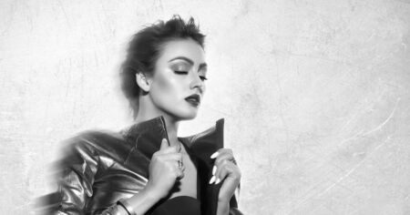 Цієї осені в тренді «бабусина» зачіска: модний ренесанс із 50-х