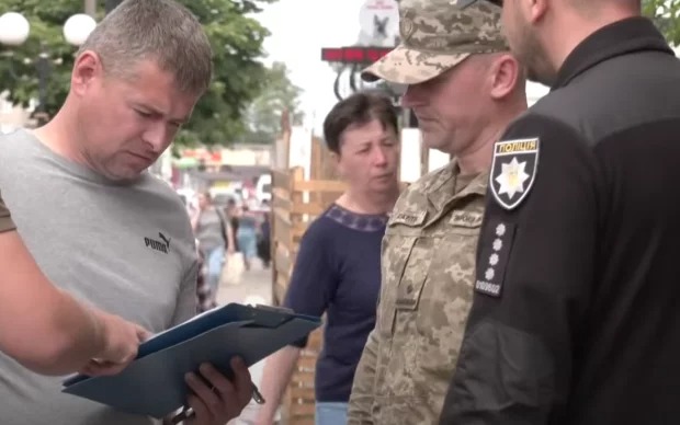 Розшуку та штрафу можна уникнути: що робити, якщо не вийшло з’явитись за повісткою