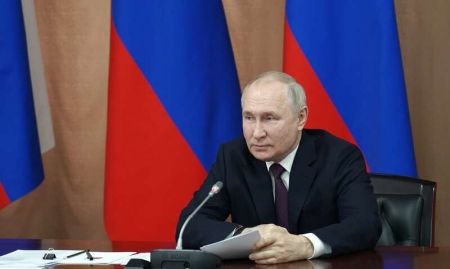 Як Росія святкує день народження диктатора за сценарієм Кремля