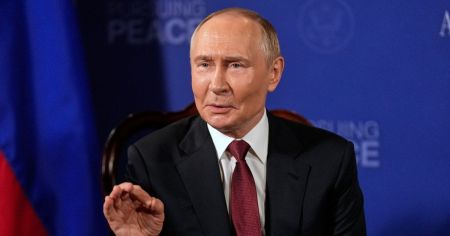 Путін відправив посланця у Вашингтон, щоб врятувати стосунки з Білим домом