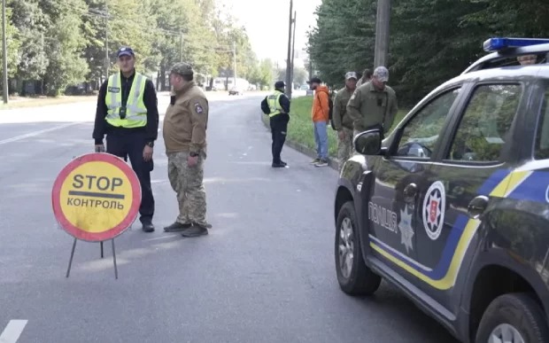 Перевірка облікових даних: які дії мають право вчиняти ТЦК та поліція