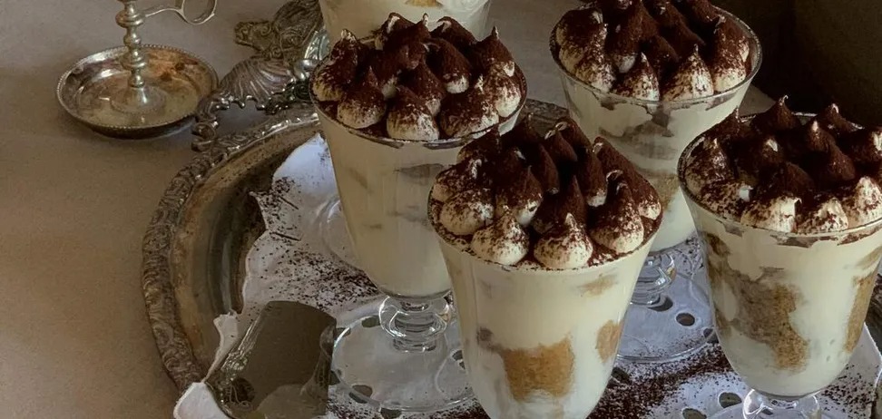 Чорнослив із горіхами в сметані: рецепт смачного та легкого домашнього десерту