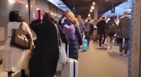 Починається депортація українських біженців: кого торкнеться