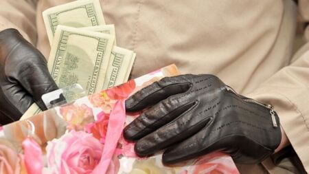 Рівень корупції в Україні за часи повномасштабної війни підвищився – опитування