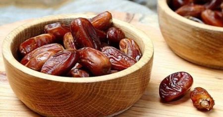 Кому не можна їсти фініки: як їх правильно споживати