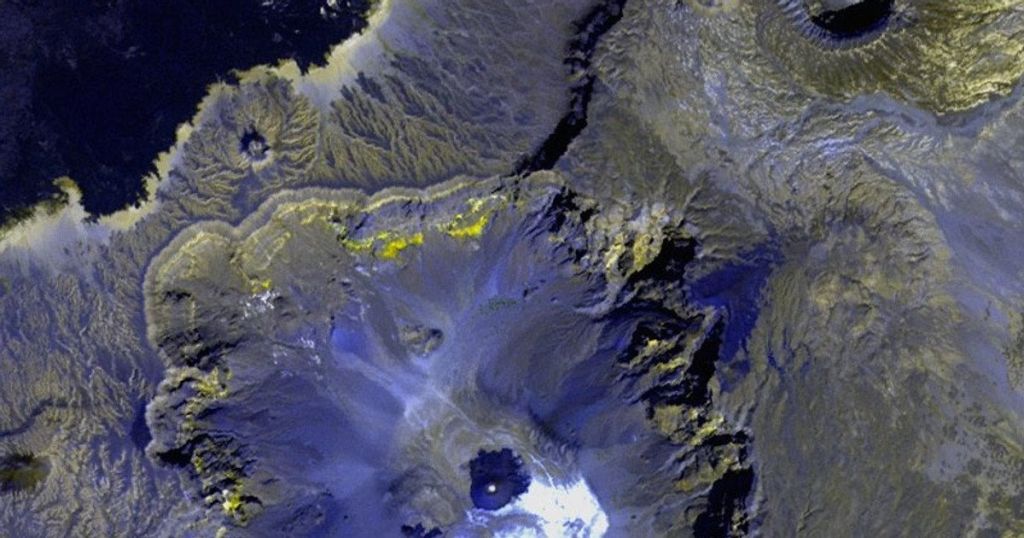 У Сахарі з’явився гігантський “череп”: з космосу видно моторошне обличчя Землі (фото)