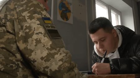 Чи можуть мобілізувати студента під час канікул