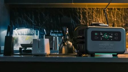 Яку техніку можна під’єднувати до портативної зарядної станції?