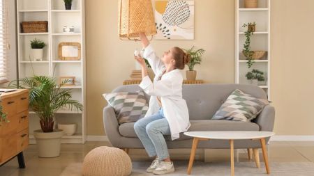 Які речі слід мати вдома перед відключенням світла: важливий список