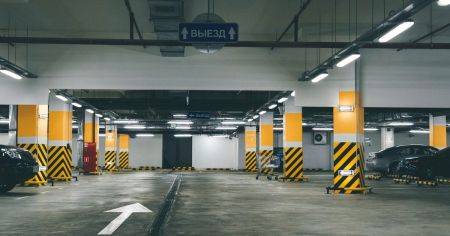 Як підземний паркінг може нашкодити вашому авто: експерт попередив про ризики