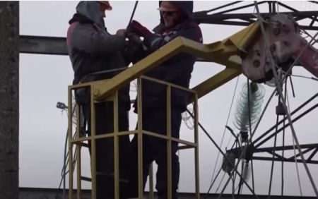 Без електрики по 12 годин: в Україні можуть посилити графіки відключень світла