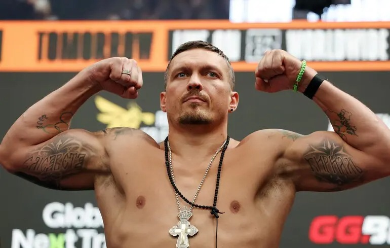 У команді Усика пояснили, чому він відмовився від титулу WBO