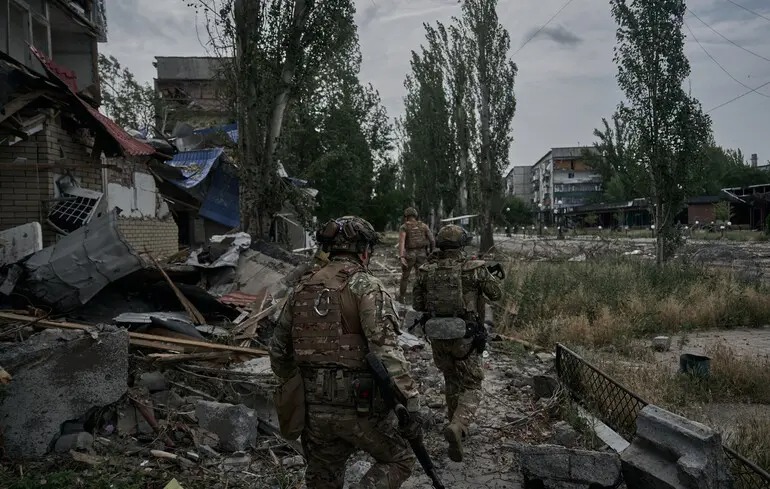 В Politico відповіли, чи зможе Україна продовжувати боротися без зброї США