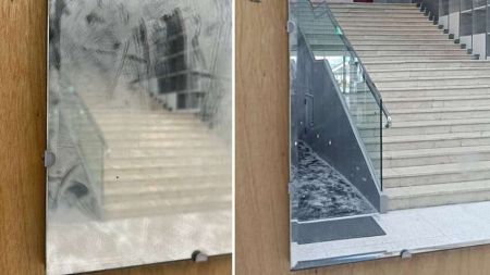 Курйоз у музеї: прибиральник знищив витвір мистецтва, витерши пил на дзеркалі