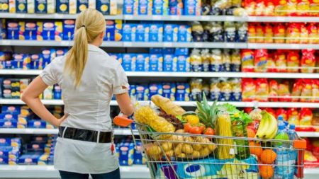 Лікар назвав 10 поширених продуктів, які насправді можуть убити