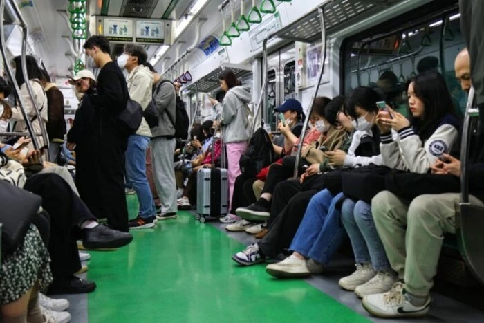 Жителі якої країни здійснюють найдовші поїздки на роботу? Дослідження