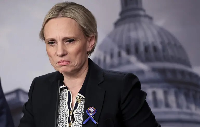 Надто довго: республіканка Спартц прокоментувала відставку Єрмака