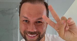 Модні жіночі пальта 2025: Андре Тан назвав головні тренди сезону, які варто спробувати цього року