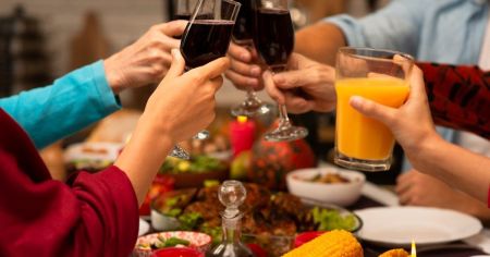 Що відбувається з вашими тілом та розумом, коли ви відмовляєтеся від алкоголю